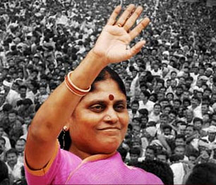 Vote for YSRCP, vote for development: Vijayamma